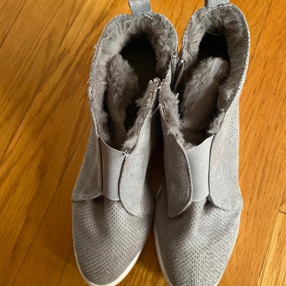 Suede wedge fur lined bootie - Picture 1 of 3